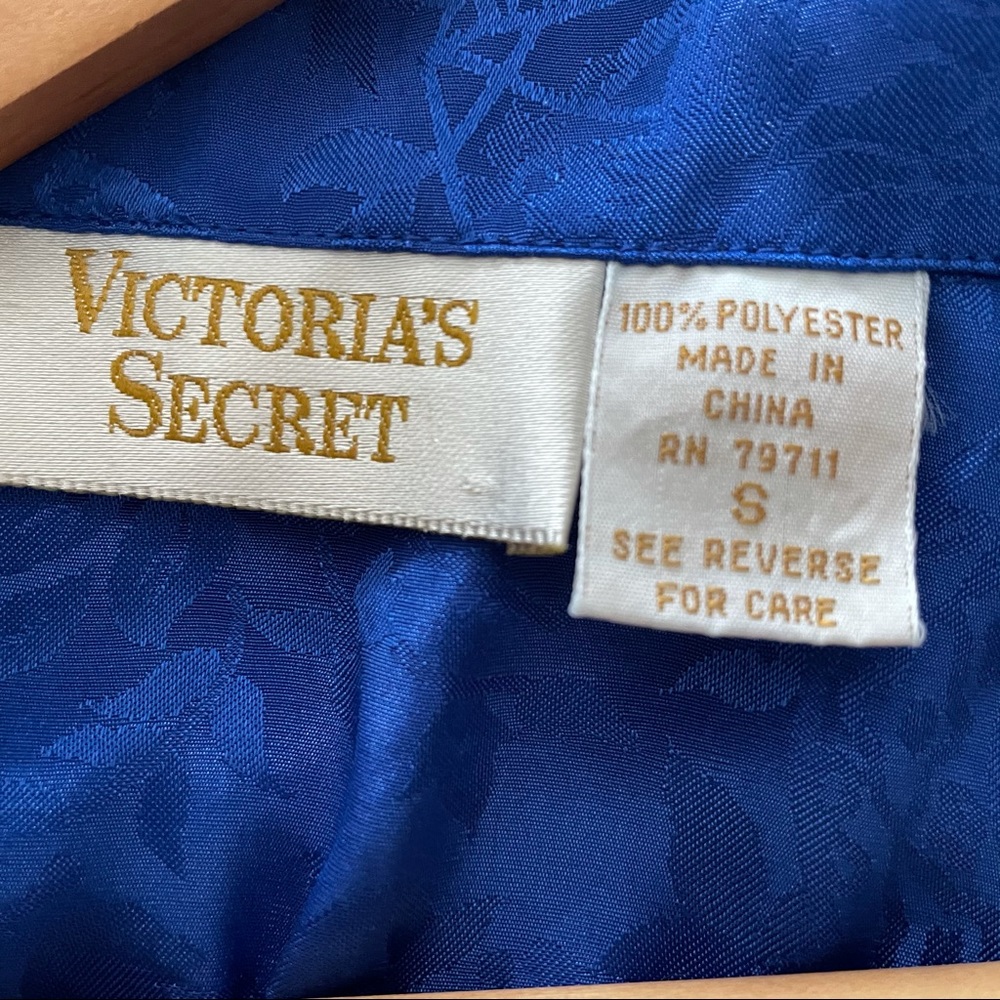 Vintage Victoria’s Secret Top - Picture 4 of 4